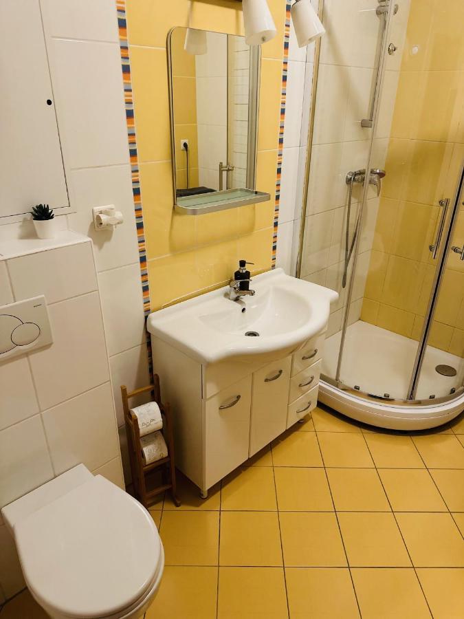 After Six Apartment براتسيلافا المظهر الخارجي الصورة