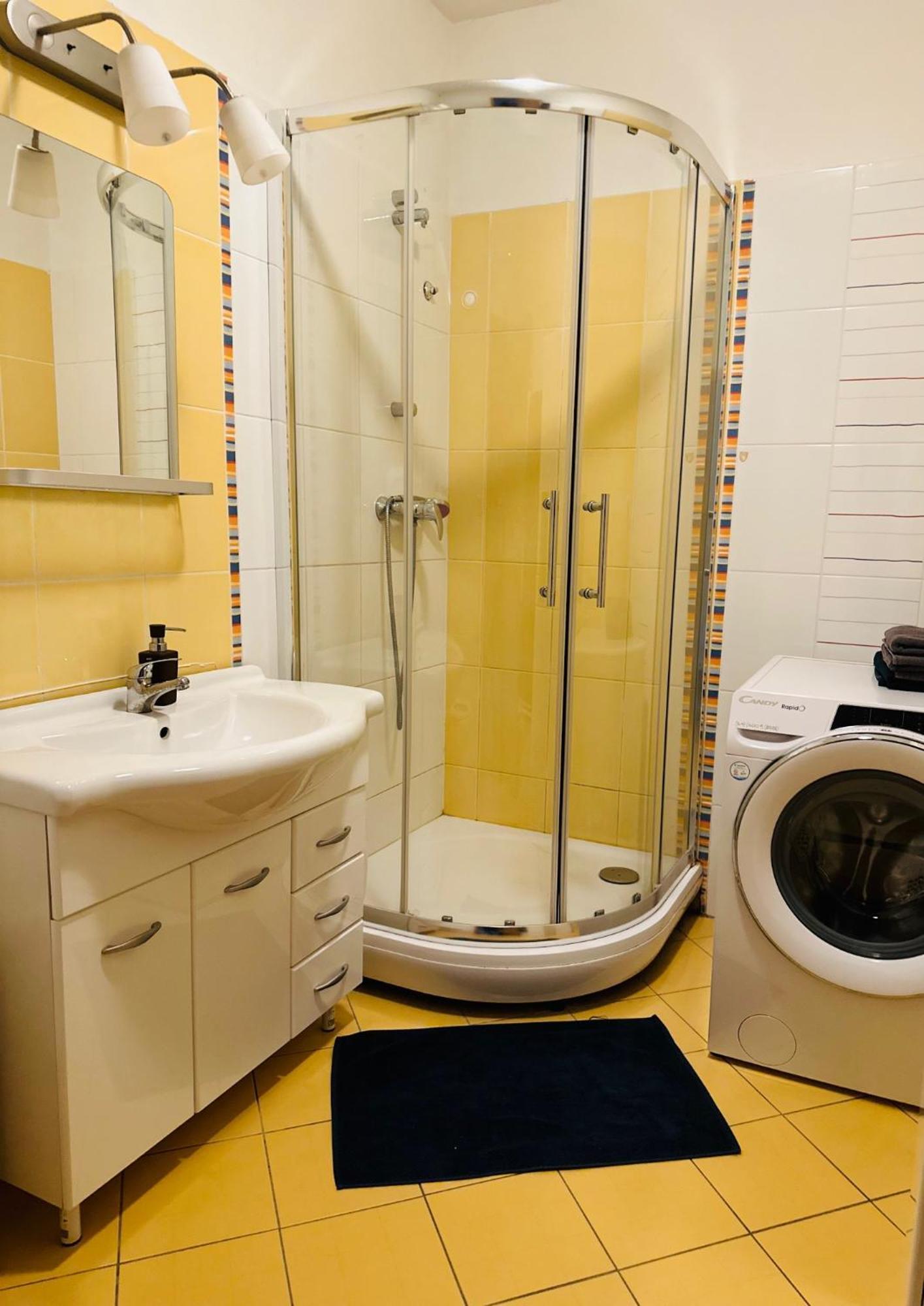 After Six Apartment براتسيلافا المظهر الخارجي الصورة