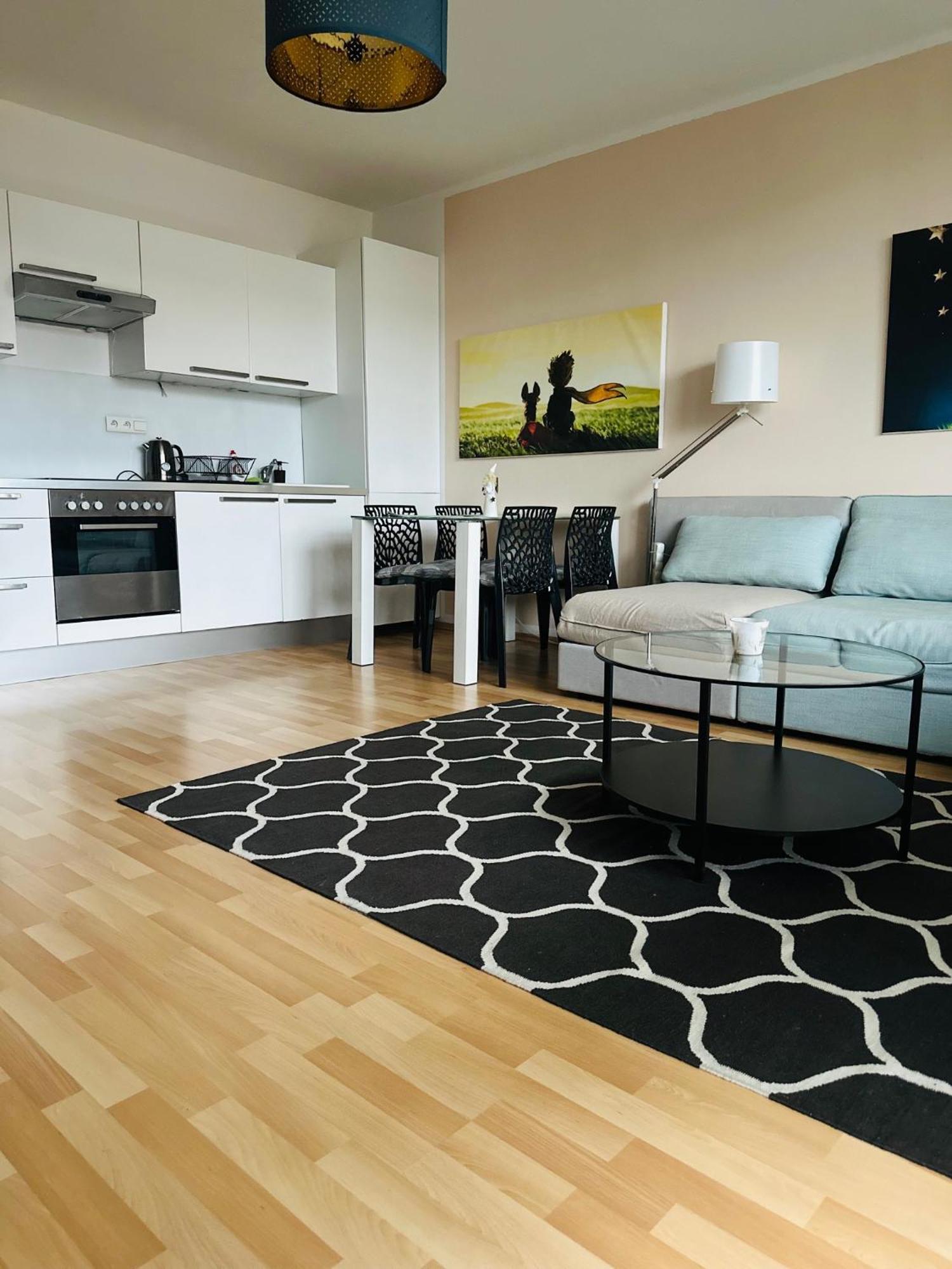 After Six Apartment براتسيلافا المظهر الخارجي الصورة